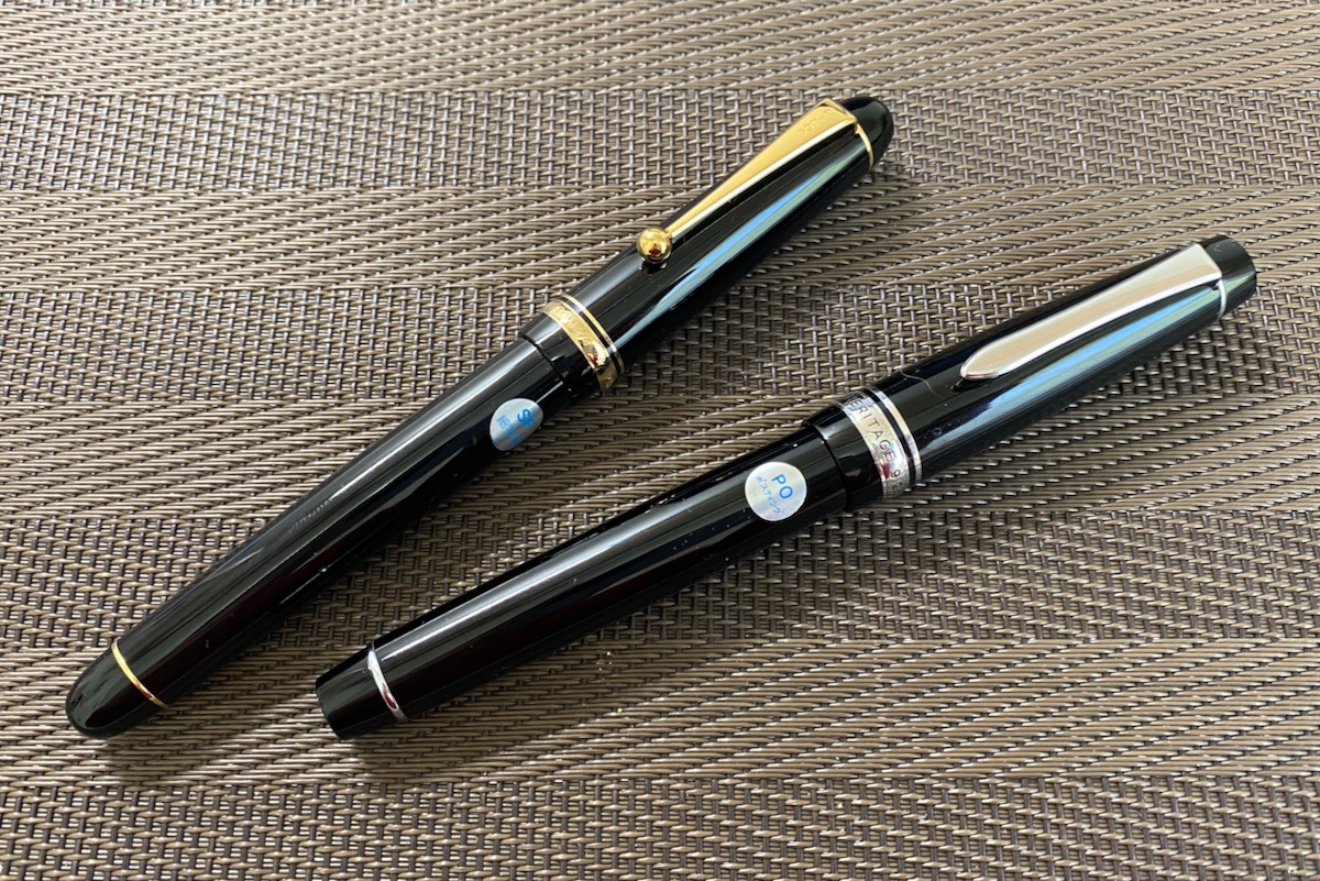 バランス型とベスト型の万年筆