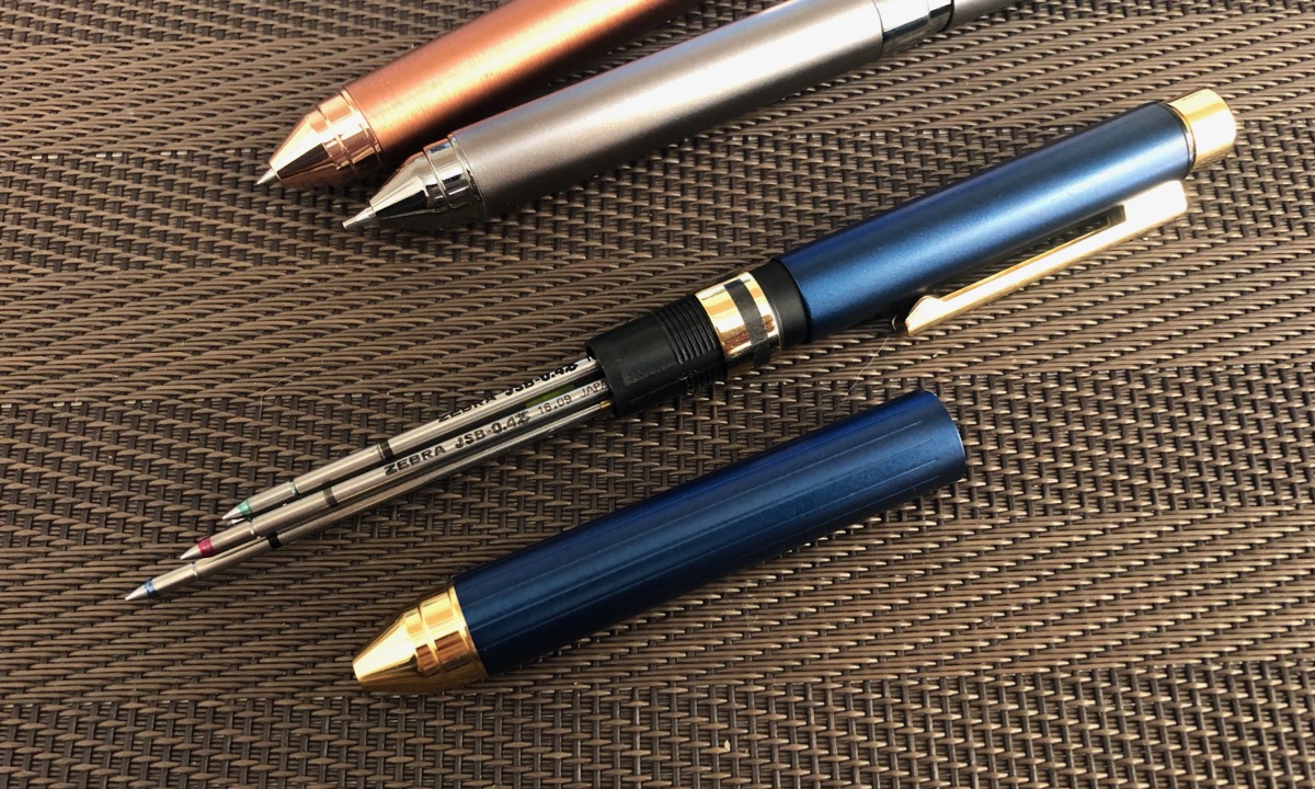 シャーボX ST10は4cリフィル